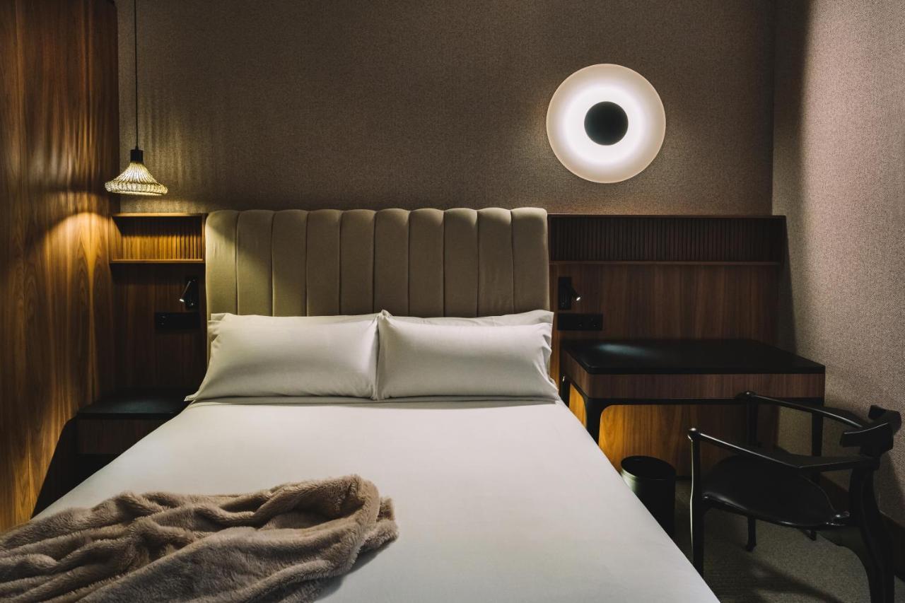 Hotel Pinar Plaza Madrid Ngoại thất bức ảnh
