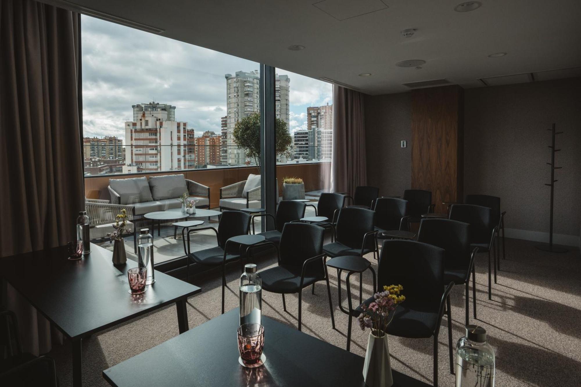 Hotel Pinar Plaza Madrid Ngoại thất bức ảnh